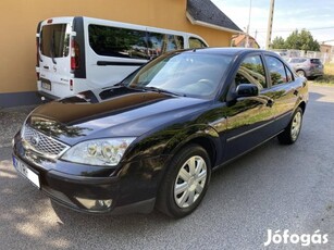 Ford Mondeo 1.8 Ambiente Friss Műszakival!