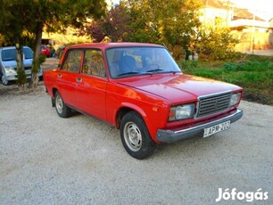 Lada 2107 Kevés kilométerrel.jó motorral vonóho...