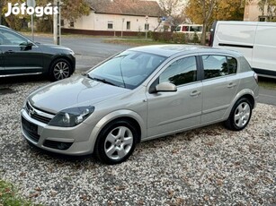 Opel Astra H 1.6 Enjoy