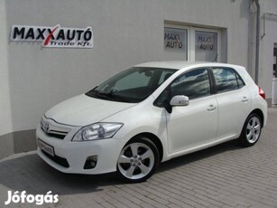 Toyota Auris 1.8 HSD Sol (Automata) Navi+Tempom...