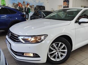 Volkswagen Passat VIII Variant 2.0 TDI BMT Comf...