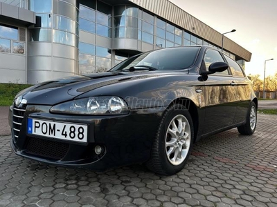 ALFA ROMEO 147 1.6 T. Spark ECO Distinctive