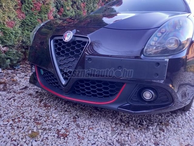 ALFA ROMEO GIULIETTA 1.4 TB QV-Line.xenon.pdc