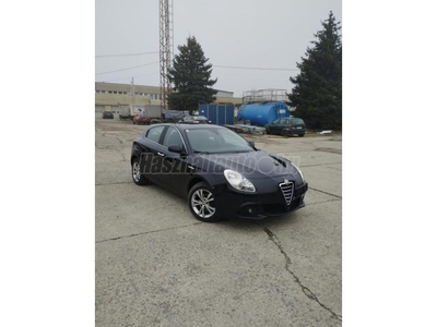 ALFA ROMEO GIULIETTA 1.6 JTDM-2 Distinctive