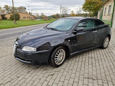 ALFA ROMEO GT 1.9 JTD 16V Progression