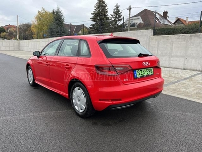 AUDI A3 Sportback 1.4 TFSI Attraction S-tronic e-tron