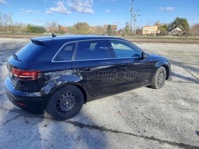 AUDI A3 Sportback 1.5 TFSI Sport