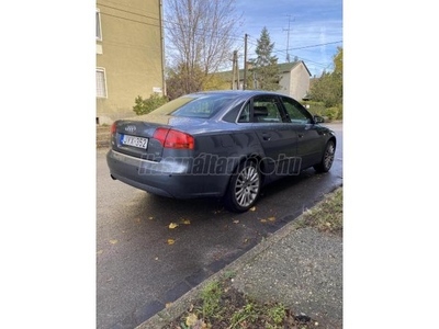 AUDI A4 1.6