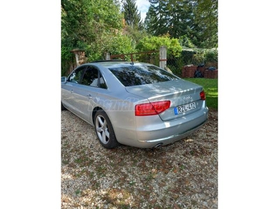 AUDI A8 3.0 V6 TDI DPF quattro Tiptronic ic