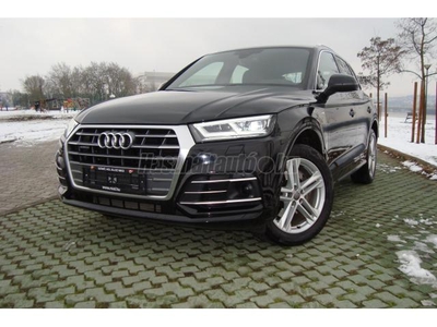 AUDI Q5 45 TFSI Sport quattro S-tronic 3XS-LINE-HEAD UP-VIRTUAL COCKPIT-19 COLL-SÁVTARTÓ-VÉSZFÉK-ADAPTIV TEMPOMAT