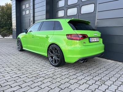 AUDI S3 Sportback 2.0 TFSI quattro S-tronic SZERVIZKÖNYV / NEM FÓLIA! / NAVI / '19 KESKIN / XENON