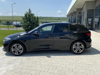 BMW 118d Advantage LED. Ülésfűtés. M bőrkormány. ÁFÁ-s ár!