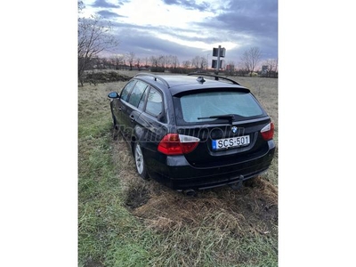 BMW 320i Touring