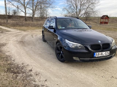 BMW 523i