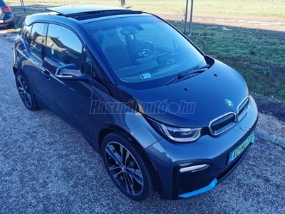 BMW I3 i3s 120Ah (Automata) Panoráma üvegtető ülésfűtés kamera NAGY NAVI hőszivattyú