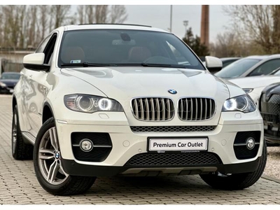 BMW X6 xDrive40d (Automata) szép esztétikai állapot. s.mentes. rendszeresen karbantartott. jól extrázott