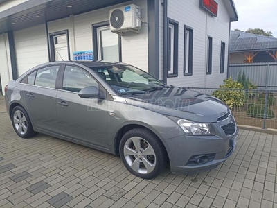 CHEVROLET CRUZE 2.0 D LT (Automata)