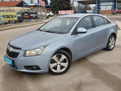 CHEVROLET CRUZE 2.0 D LT TEMPOMAT-KLÍMA-MULITKORMÁNY-ISOFIX-AUTOMATA FÉNYSZÓRÓ-TOLATÓRADAR