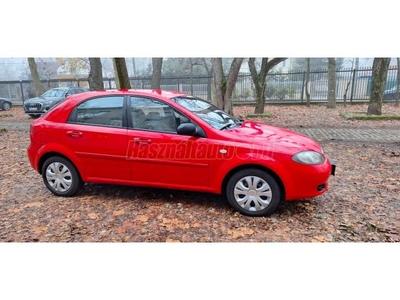 CHEVROLET LACETTI 1.4 16V Elite AC Valós km! Rozsdamentes! Roncs öregauto beszámitás lehetséges!