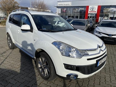 CITROEN C-CROSSER 2.2 HDi Exclusive EURO5 (7 személyes ) 5 SZEMÉLYES-NAVIGÁCIÓ-F1 -Kormány-4x4-meghajtás-Szerviz számlák