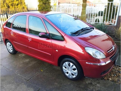 CITROEN XSARA PICASSO 1.6 HDi Exclusive Digitális klíma. tempomat. vonóhorog