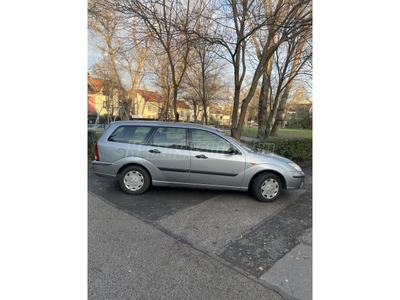 FORD FOCUS 1.4 Ambiente