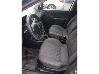 FORD FOCUS 1.4 Ambiente