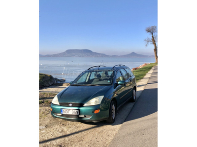 FORD FOCUS 1.4 Ambiente