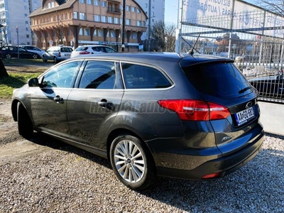 FORD FOCUS 1.5 TDCI Titanium 1 ÉV GARANCIA! TÁVOLSÁG TARTÓ TEMPOMAT.FÉLBŐR HOLTTÉR FIGYELŐ