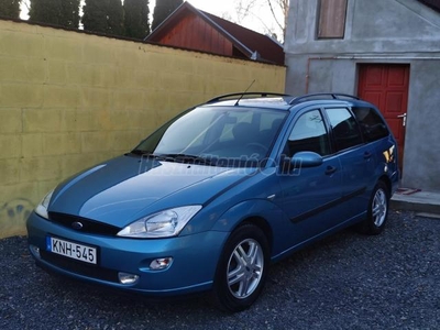 FORD FOCUS 1.6 Ambiente