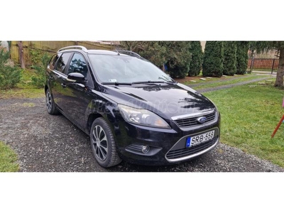 FORD FOCUS 1.6 Ghia