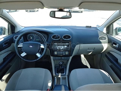 FORD FOCUS 1.6 Ghia