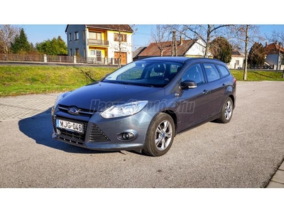 FORD FOCUS 1.6 Ti-VCT Champions