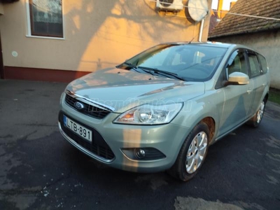 FORD FOCUS 1.6 Ti-VCT Ghia