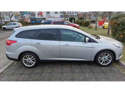 FORD FOCUS 1.6 Ti-VCT Titanium M5FW