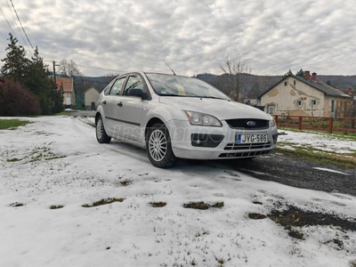 FORD FOCUS 1.6 Trend