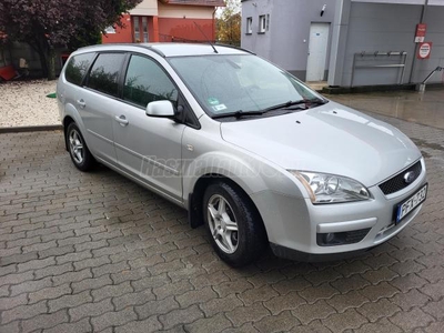 FORD FOCUS 1.6 Trend