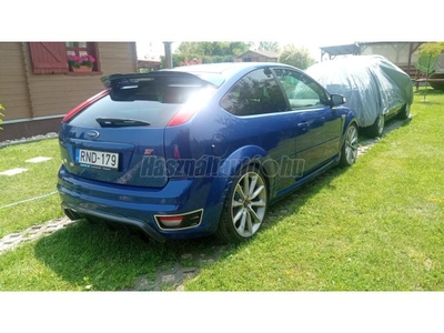 FORD FOCUS 2.5 turbo ST