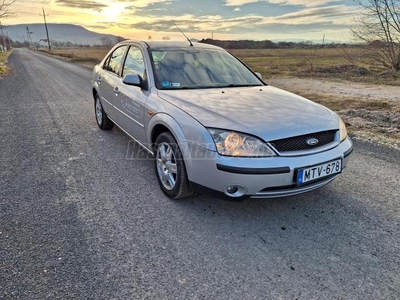 FORD MONDEO 1.8 Ghia