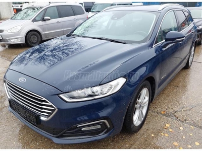 FORD MONDEO 2.0 FHEV Titanium eCVT AKCIÓÓÓÓS ÁR+1 ÉV GYÁRI GARANCIA. NAVI. VONÓHOROG. VEZETETT SZERVÍZMULT. AUTOMAT