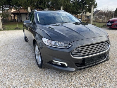 FORD MONDEO 2.0 TDCi Titanium Powershift Kamera.Led.Alu.Navi. F1 váltó.123.000KM!