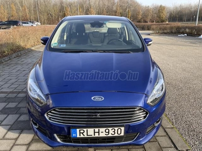 FORD S-MAX 2.0 TDCi Titanium AWD