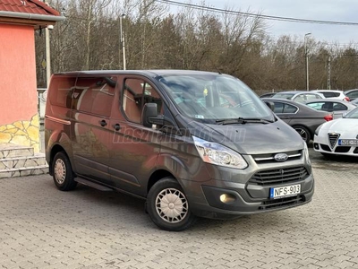 FORD TRANSIT Tourneo Custom 2.2 TDCi 300 SWB Titanium 9FŐ MAGYAR 1TUL ÚJSZGUMI 2XPDC HOROG TEMP VEZCS S&S 3XKLÍMA HIFI EU5 210EKM FÜLÉ