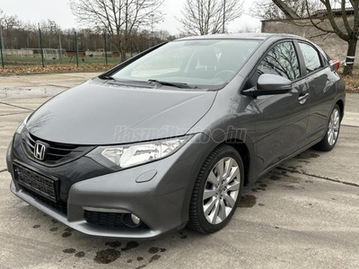 HONDA CIVIC 1.8 Sport 114 E KM-ÚJ GUMIK-ÜLÉSFŰTÉS-TEMPOMAT-LEINFORMÁLHATÓ