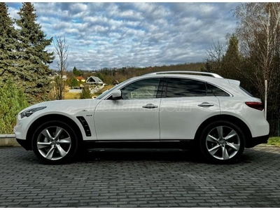 INFINITI QX70 3.0 d S (Automata)