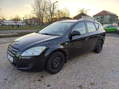 KIA CEE'D 1.4 EX