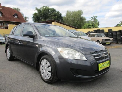 KIA CEE'D 1.6 CRDi EX