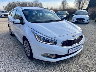 KIA CEE'D SW 1.4 CVVT LX Base LED Menetfény. Garantált km. Tolatóradar