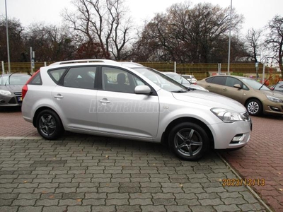 KIA CEE'D SW 1.6 TX Friss vizsga-Frissen szervizelve!