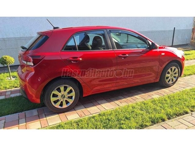 KIA RIO YB